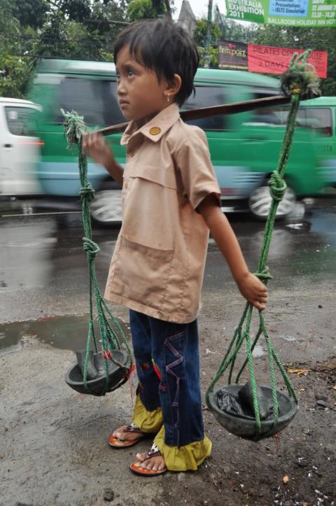 Ibu Pertiwi Menangis