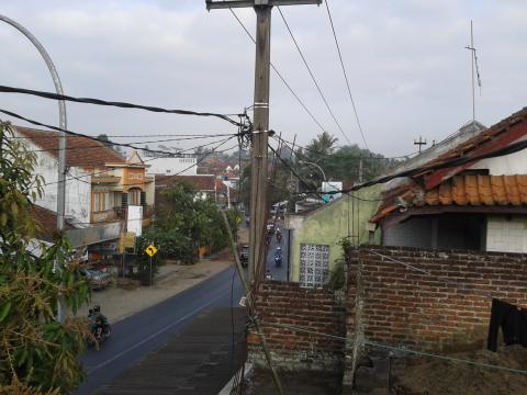 Pemandangan ke Jalan Rooftop Pak Haji